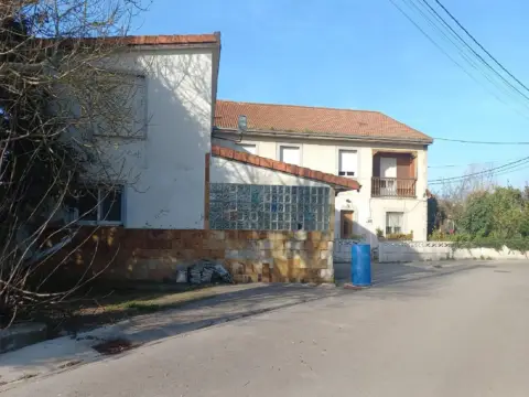 Casa en calle de Bergoneo, 5